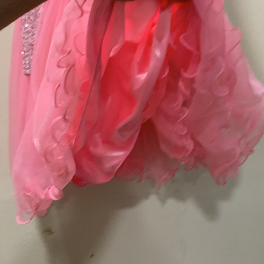 Dress - Picture 4 of 7